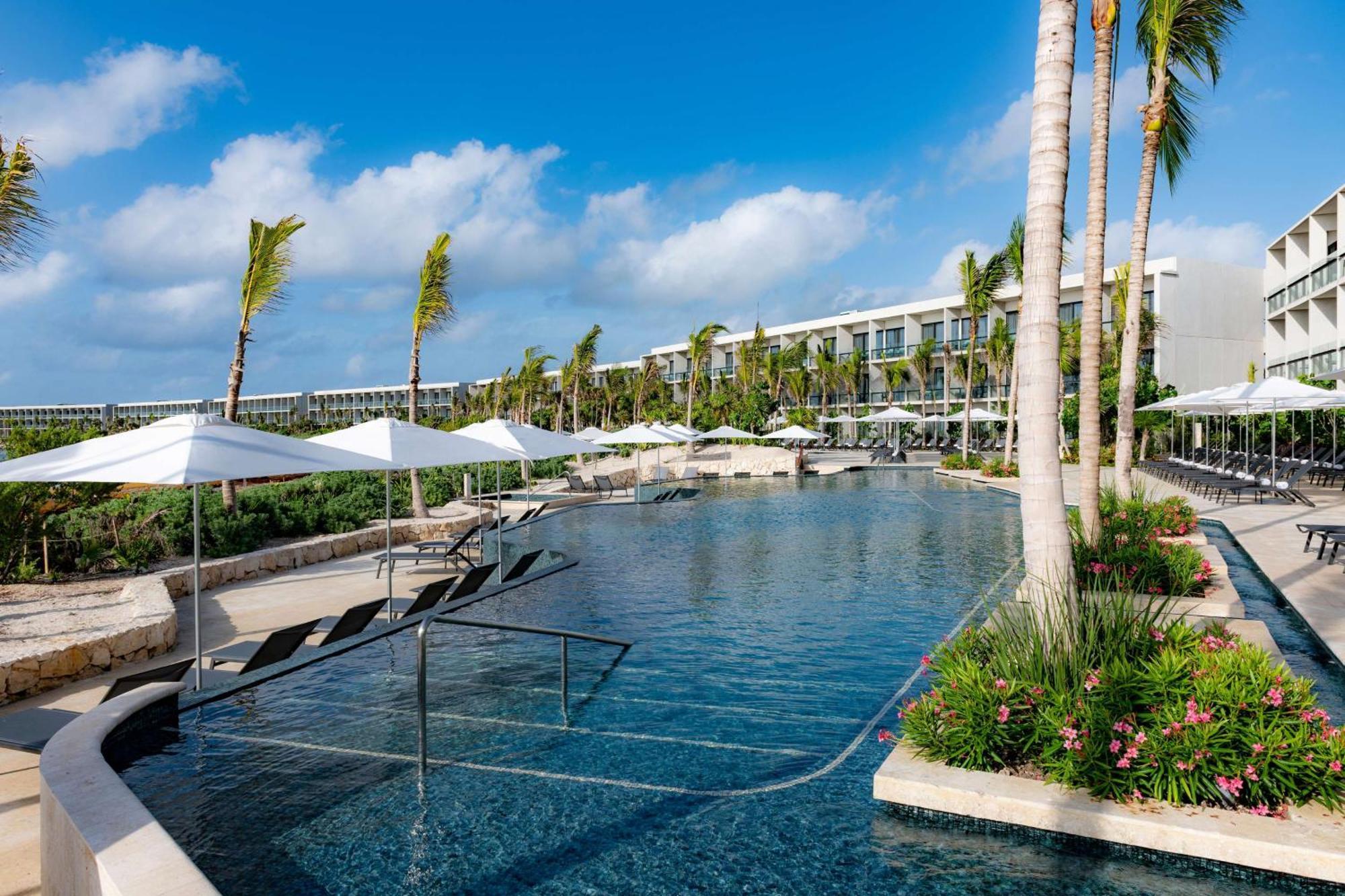 Hilton Tulum Riviera Maya All-Inclusive Resort Exterior photo