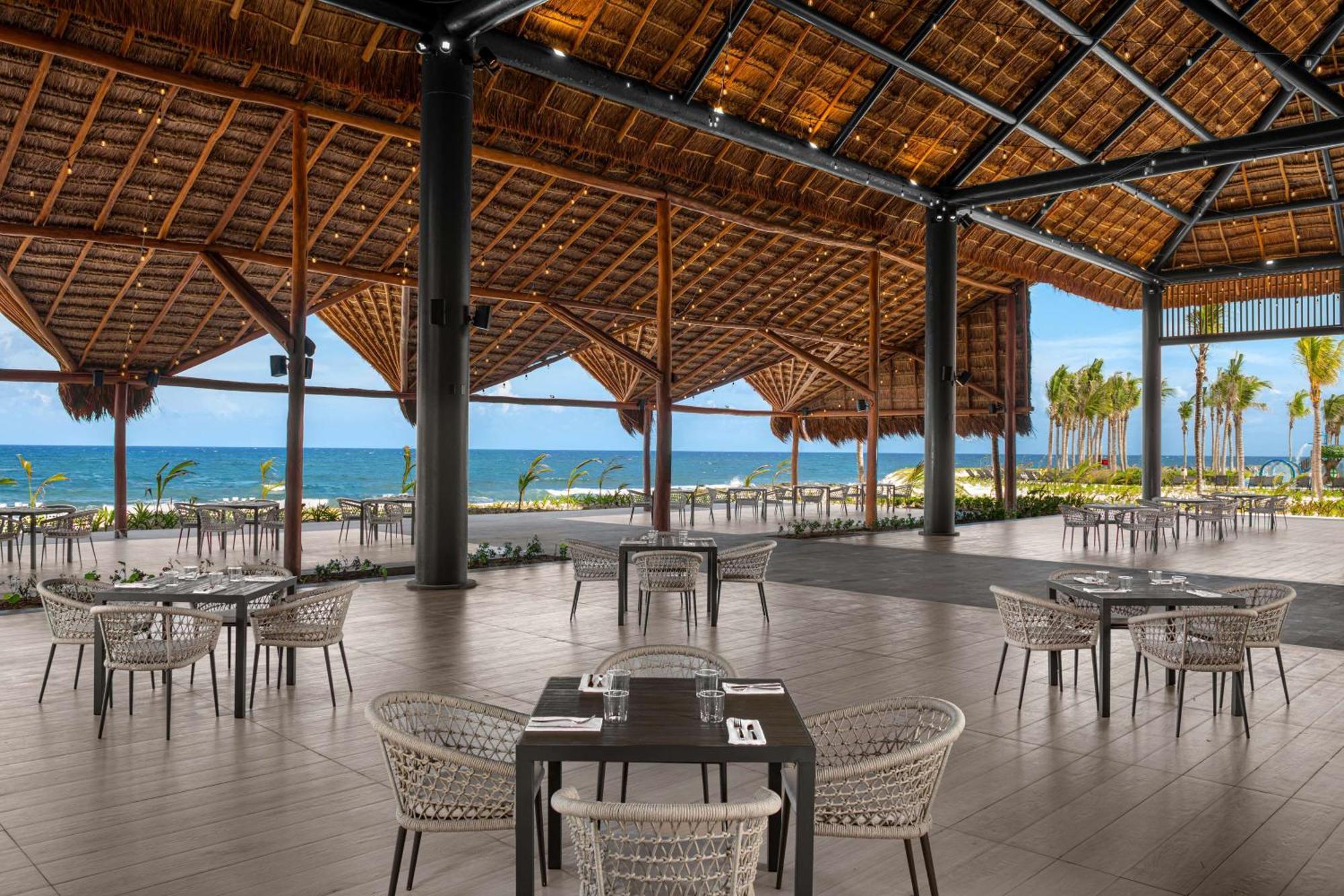 Hilton Tulum Riviera Maya All-Inclusive Resort Exterior photo